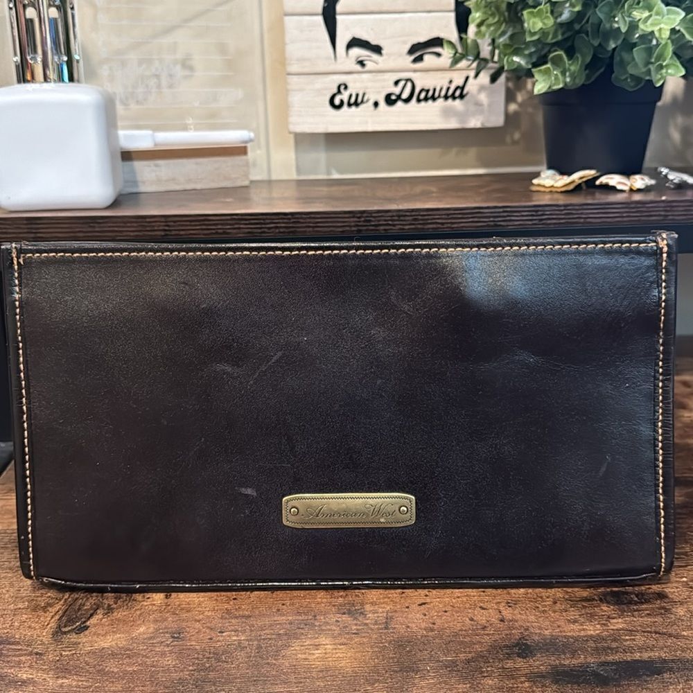 American West Black and Gold Floral Clutch - Picture 5 of 13